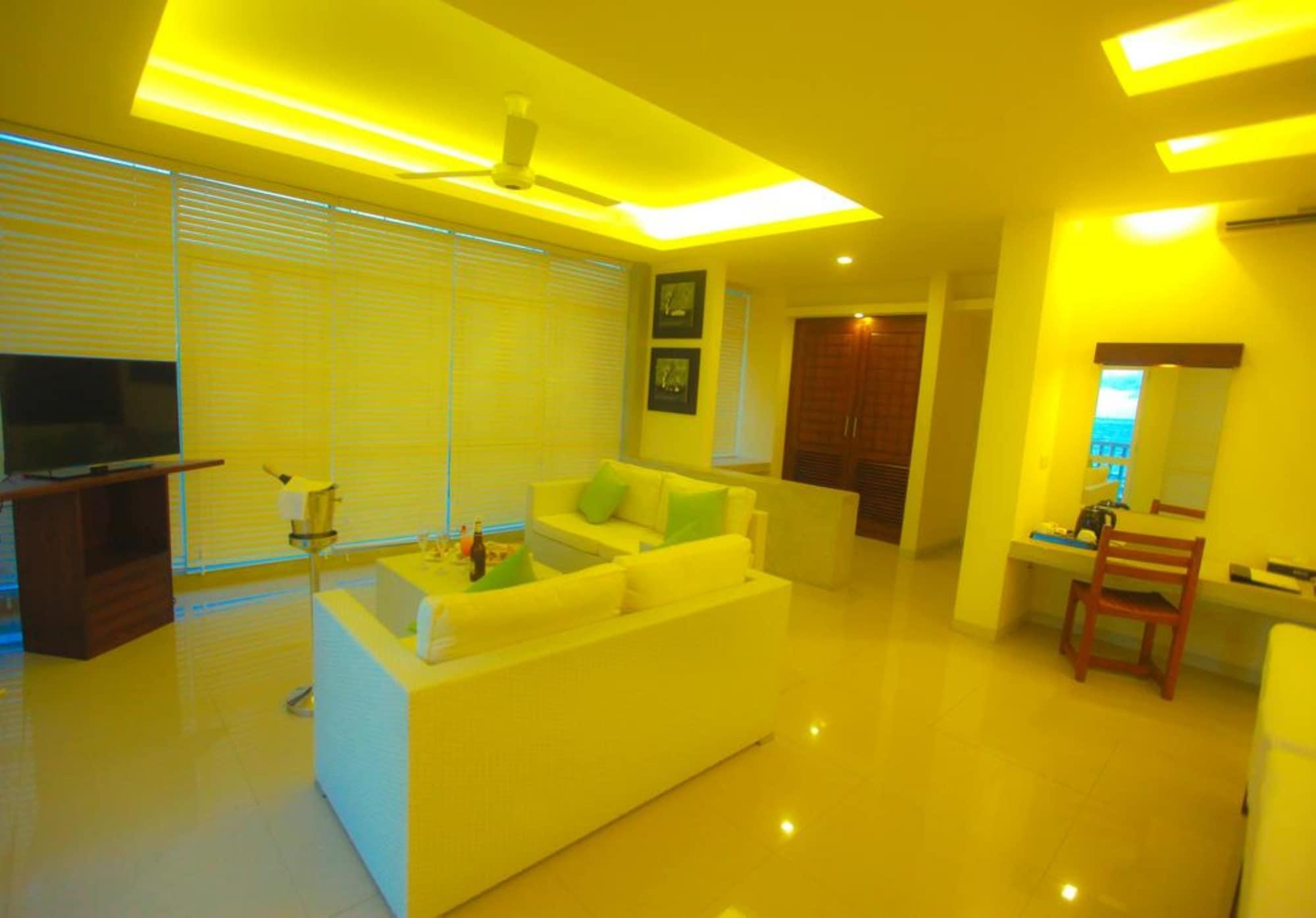 Beacon Beach Hotel Negombo Eksteriør bilde