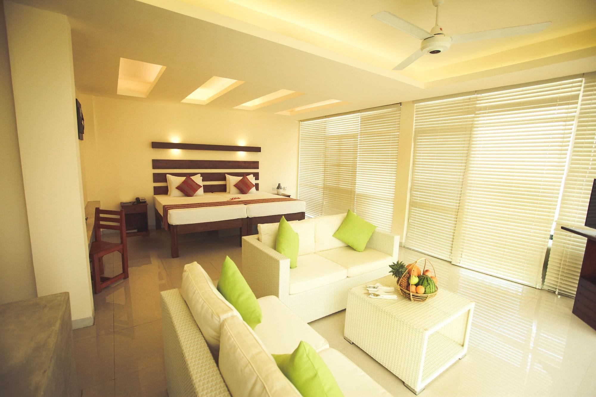 Beacon Beach Hotel Negombo Eksteriør bilde