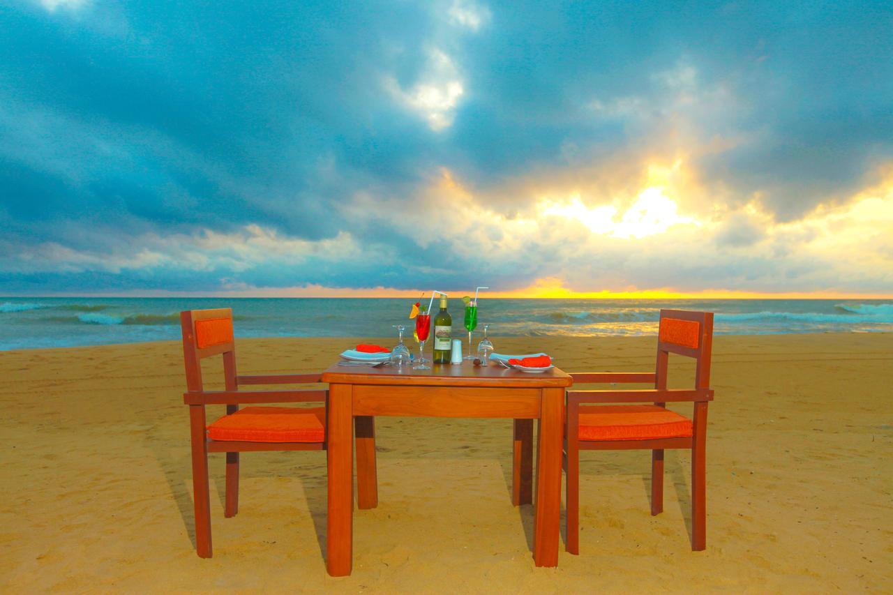 Beacon Beach Hotel Negombo Eksteriør bilde